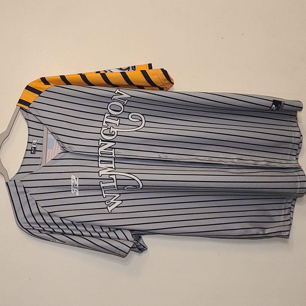 Men's baseball jersey Wilmington size XL number 32 sublimation